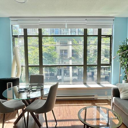 Downtown 1Br Condo At Granville Strip Near English Bay Vancouver Exterior photo