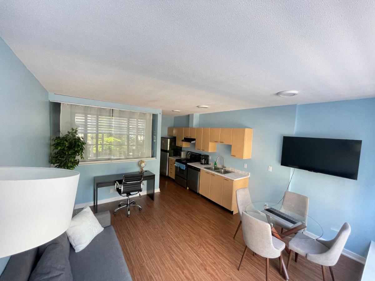 Downtown 1Br Condo At Granville Strip Near English Bay Vancouver Exterior photo